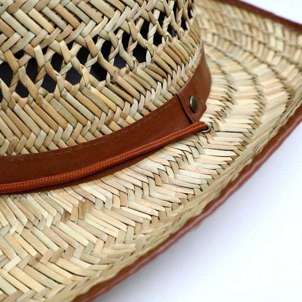 Westernhut aus Stroh mit Kinnband & Einfass an der Krempe