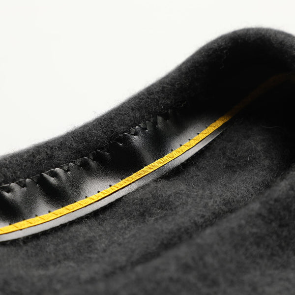 Barett aus 100% Schurwolle mit Innenfutter & Emblem | Made In Italy